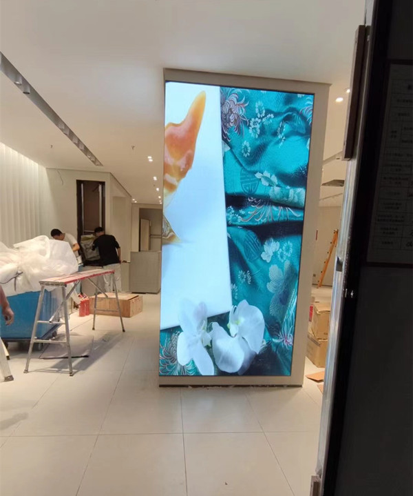 施秉商场门店转角LED显示屏
